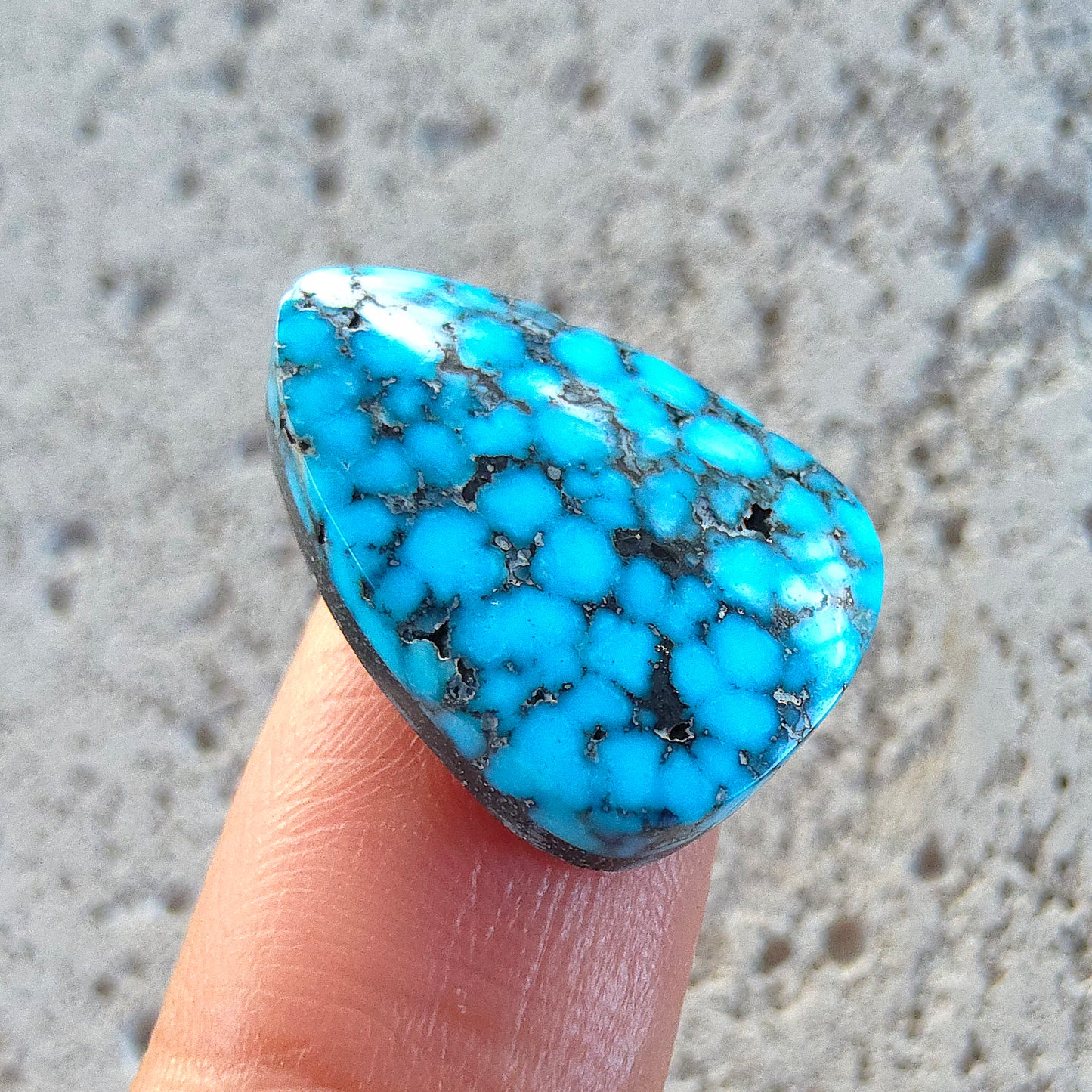 Natural Kingman Black Web Turquoise Freeform
